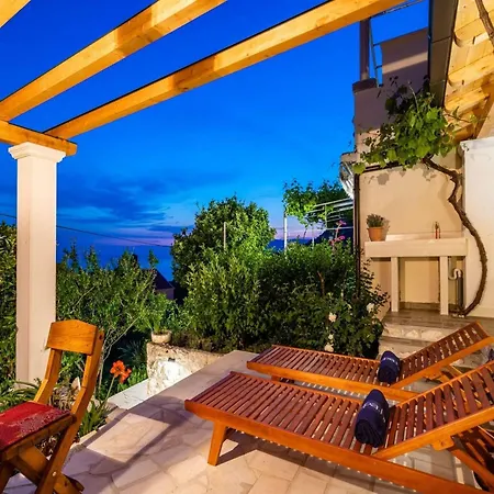 Fortuno - One Bedroom With Terrace And Sea View * 米利尼