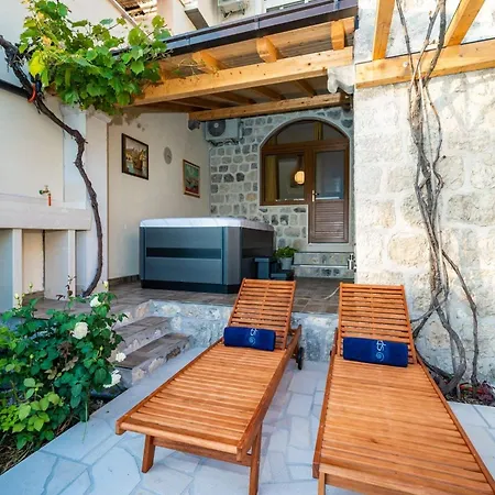 公寓 Fortuno - One Bedroom With Terrace And Sea View *