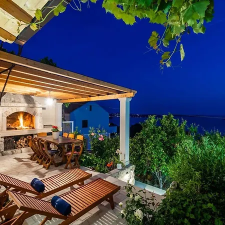 Appartement Fortuno - One Bedroom With Terrace And Sea View *