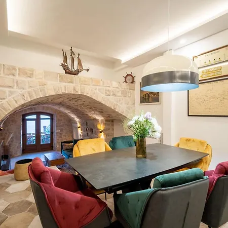Fortuno - One Bedroom With Terrace And Sea View *