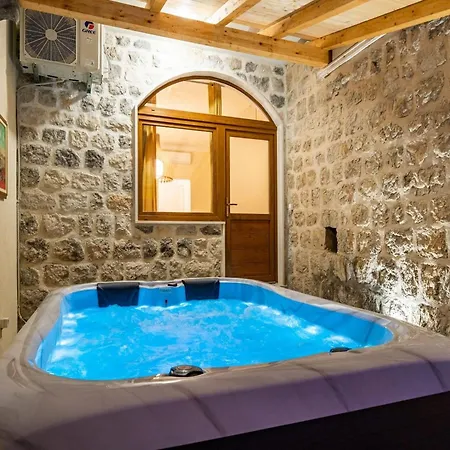 Appartement Fortuno - One Bedroom With Terrace And Sea View
