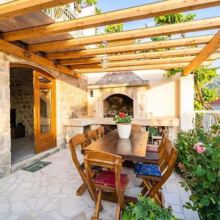 Fortuno - One Bedroom With Terrace And Sea View