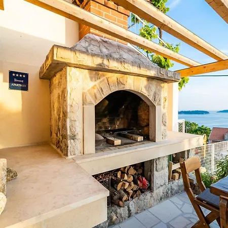 Fortuno - One Bedroom With Terrace And Sea View *